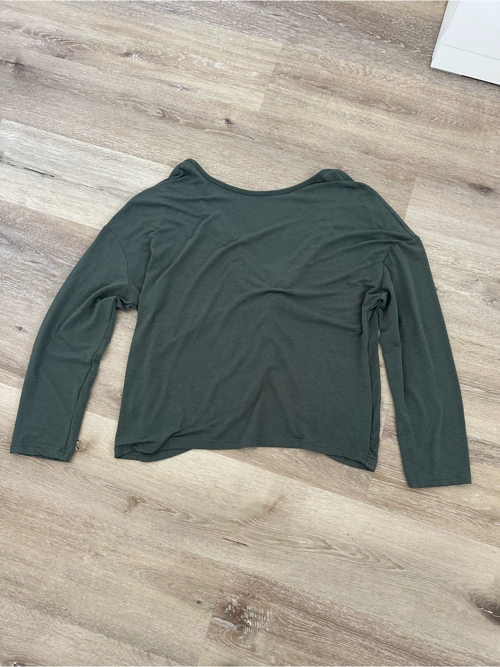 SHEIN Olive Green Long Sleeve Scoop Neck Top